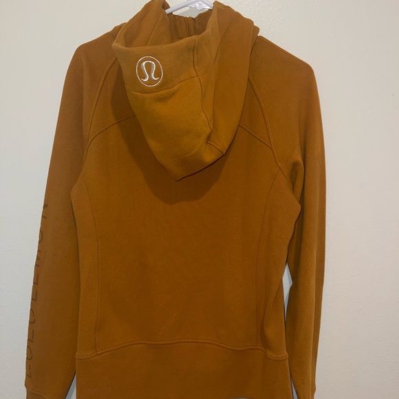 NWT Lululemon Scuba Hoodie - Picture 3 of 5